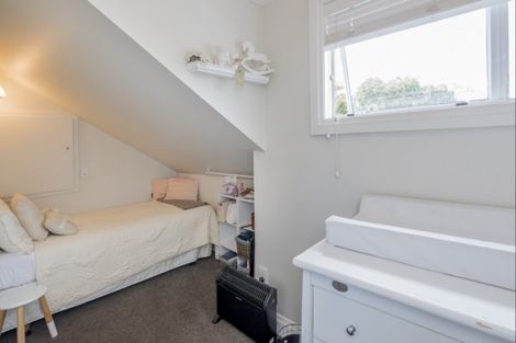 Photo of property in 47 Kawiu Road, Levin, 5510