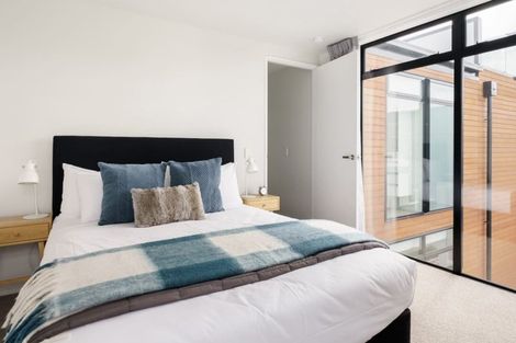 Photo of property in 2/22 Peterborough Street, Christchurch Central, Christchurch, 8013