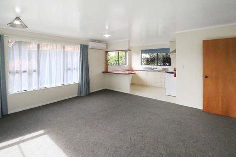 Photo of property in 3/41 Athlone Crescent, Avalon, Lower Hutt, 5011