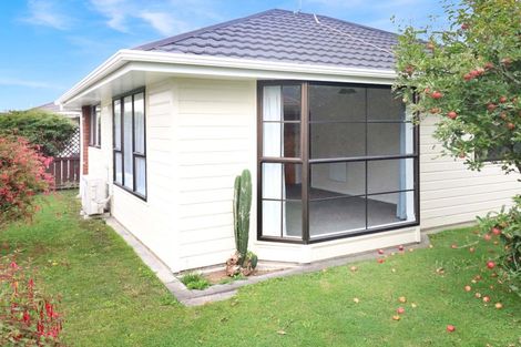 Photo of property in 3/41 Athlone Crescent, Avalon, Lower Hutt, 5011