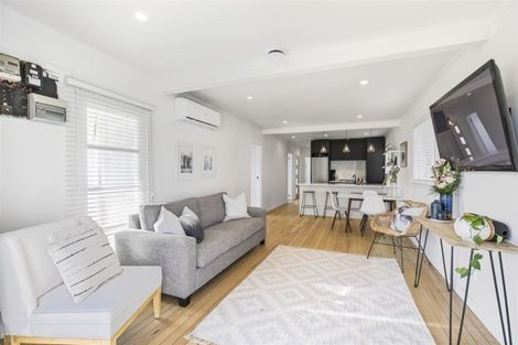 Photo of property in 1/18 Verbena Road, Birkdale, Auckland, 0626