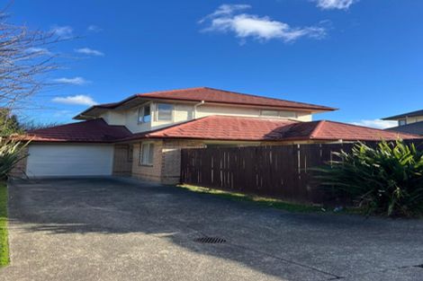Photo of property in 25 Elder Place, Massey, Auckland, 0614