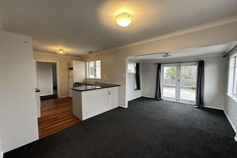 Photo of property in 13 Bartholomew Road, Levin, 5510