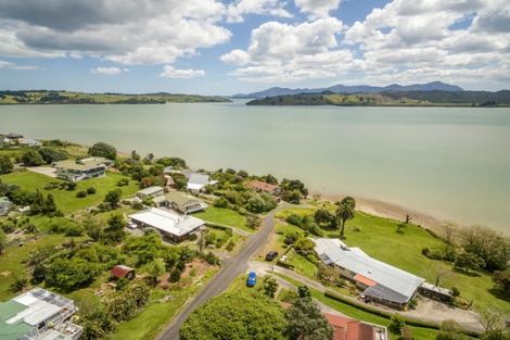Photo of property in 2 Gundry Street, Rawene, Kaikohe, 0473