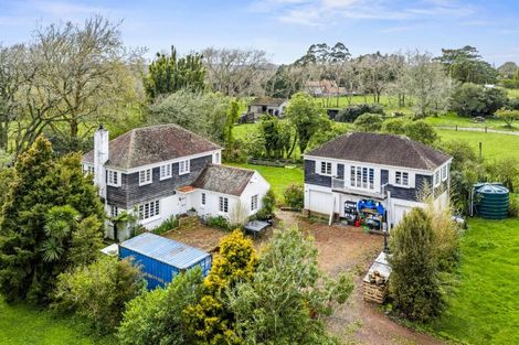 Photo of property in 86 Tawa Road, Kumeu, 0891