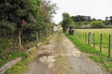 Photo of property in 42 Mangahao Road, Shannon, Palmerston North, 4474