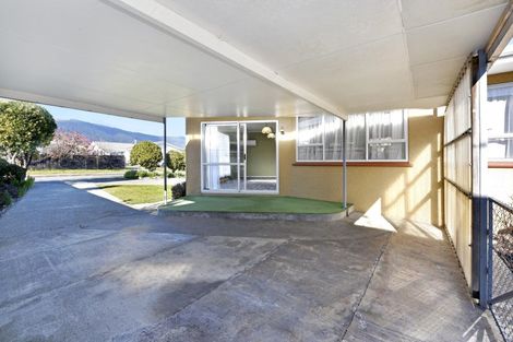 Photo of property in 14 Tennyson Crescent, Stoke, Nelson, 7011