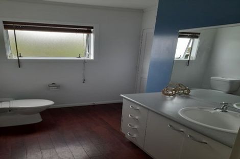 Photo of property in 3 Gavin Road, Raumati Beach, Paraparaumu, 5032