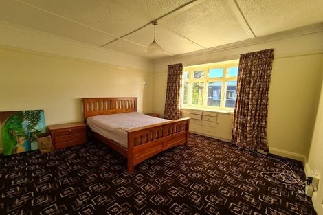 Photo of property in 49 Huatoki Street, Vogeltown, New Plymouth, 4310