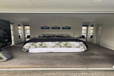 Photo of property in 5 Waiora Place, Pyes Pa, Tauranga, 3112