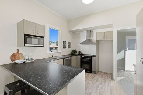 Photo of property in 10 White Street, Whanganui East, Whanganui, 4500