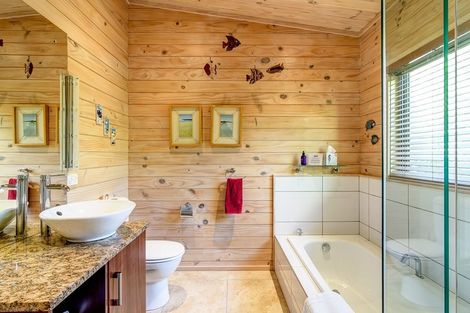 Photo of property in 204 Motueka River West Bank Road, Brooklyn, Motueka, 7196