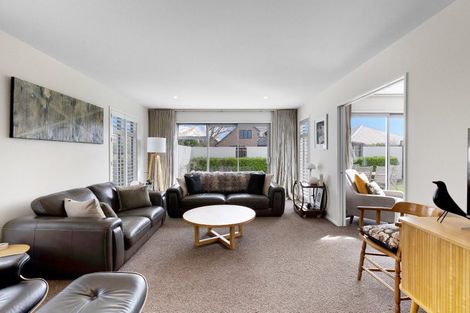 Photo of property in 44 Crombie Green, Northwood, Christchurch, 8051