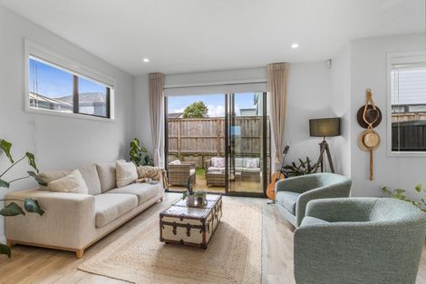 Photo of property in 30 Anchorage Drive, Karaka, Papakura, 2113