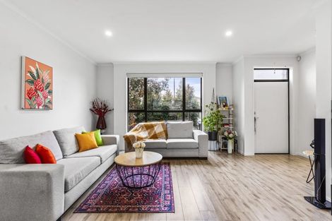 Photo of property in 20 Rere Close, Takanini, 2112