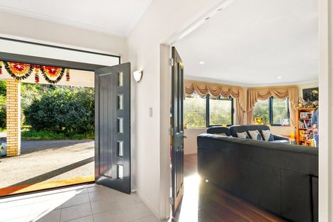 Photo of property in 238a State Highway 16, Kumeu, 0892