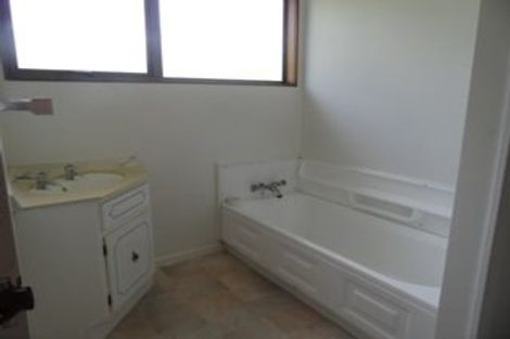 Photo of property in 11 Raewyn Street, Morningside, Whangarei, 0110