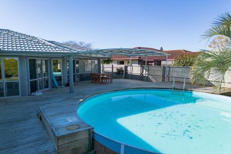 Photo of property in 10 Harris Place, Ngatea, 3503