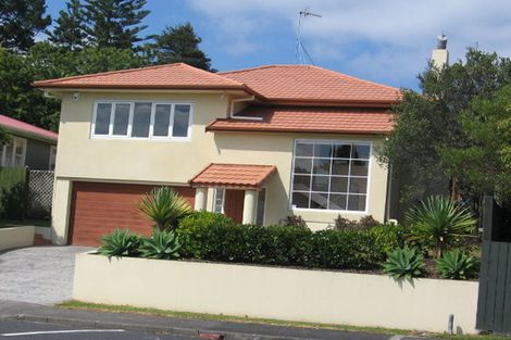 Photo of property in 1 John Court Street, Birkenhead, Auckland, 0626