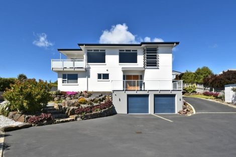 Photo of property in 7 Kenmure Drive, Huntsbury, Christchurch, 8022