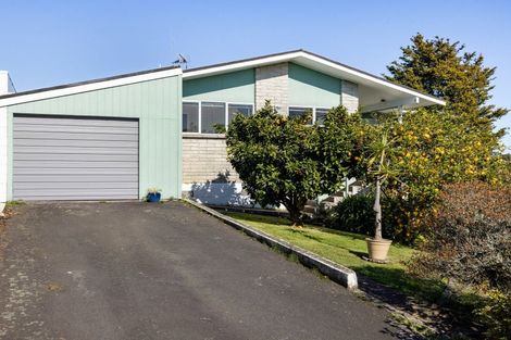 Photo of property in 33a Russleigh Drive, Dinsdale, Hamilton, 3204