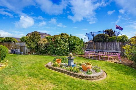 Photo of property in 166 Milne Drive, Paraparaumu, 5032