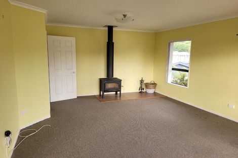 Photo of property in 6 Puketotara Street, Highlands Park, New Plymouth, 4312