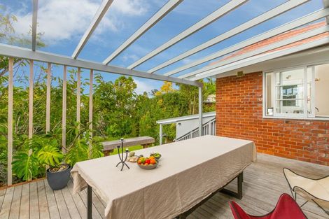 Photo of property in 16 Wainoni Avenue, Point Chevalier, Auckland, 1022