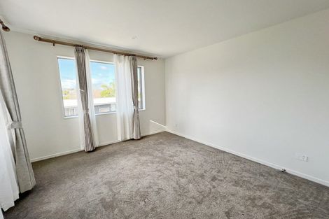 Photo of property in 7 Laurina Road, Sunnynook, Auckland, 0620
