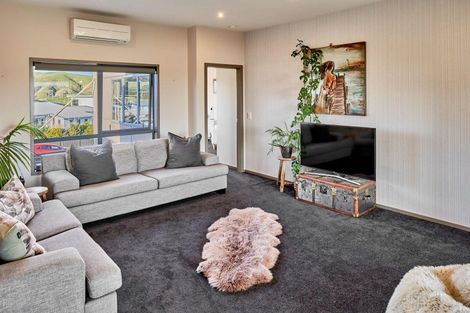 Photo of property in 17 Mo Street, Camborne, Porirua, 5026