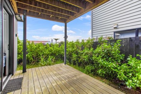 Photo of property in 1 Marumaru Lane, Manurewa, Auckland, 2102