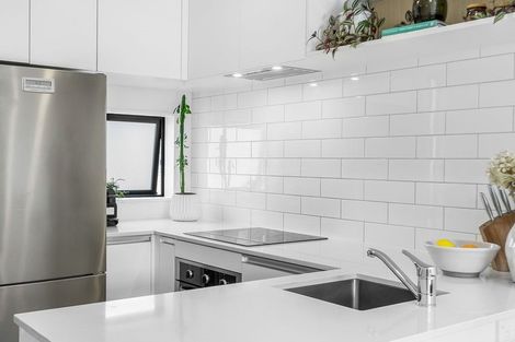 Photo of property in 35 Ivy Nola Way, Henderson, Auckland, 0612