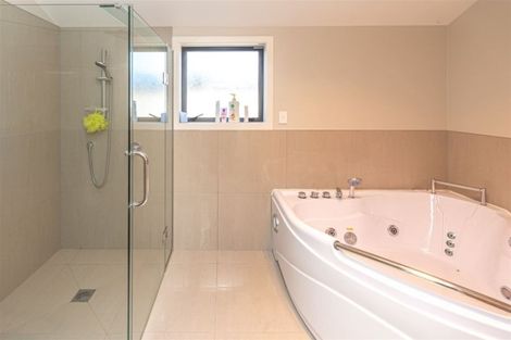 Photo of property in 33 Edith Collier Drive, Otamatea, Whanganui, 4500