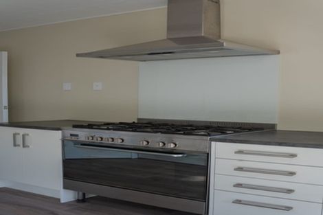 Photo of property in 105b Kamahi Street, Stokes Valley, Lower Hutt, 5019