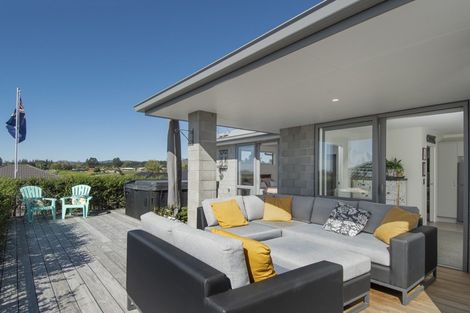 Photo of property in 41 Tamihana Avenue, Pyes Pa, Tauranga, 3112