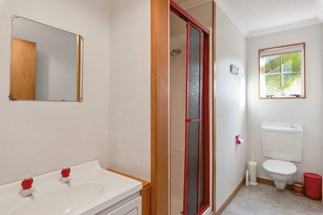 Photo of property in 3 Horopito Road, Waikanae, 5036