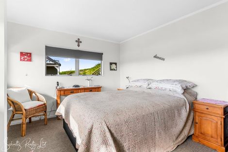 Photo of property in 12 Cliff Street, Pahi, Paparoa, 0571