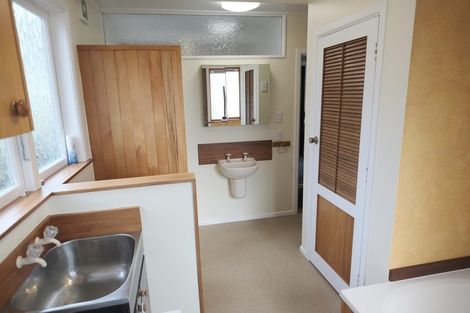 Photo of property in 139 Hine Road, Wainuiomata, Lower Hutt, 5014