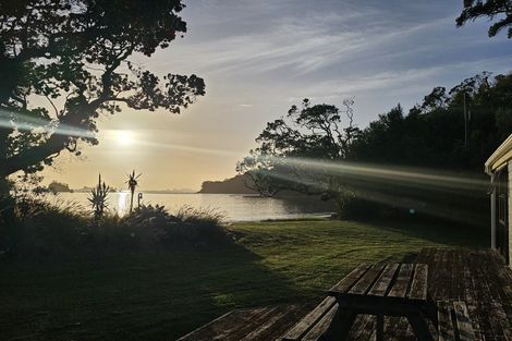 Photo of property in 121 Ohawini Road, Oakura, Hikurangi, 0184