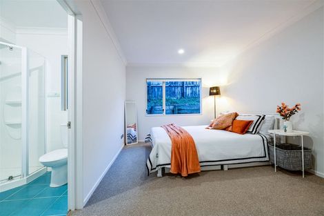 Photo of property in 23 Virginia Street, Henderson, Auckland, 0612