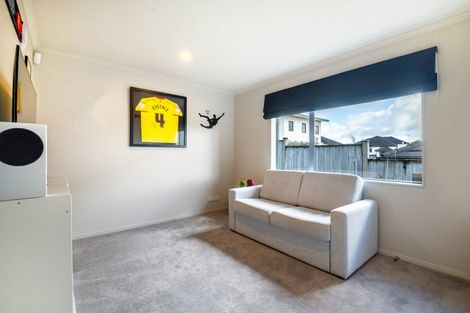 Photo of property in 31 Oakway Drive, Schnapper Rock, Auckland, 0632