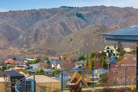 Photo of property in 22 Bodkin Road, Bridge Hill, Alexandra, 9320