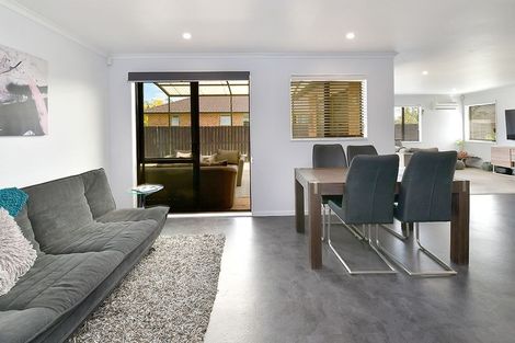 Photo of property in 39 Chic Gardens, Parakai, 0830