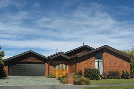 Photo of property in 33 Stillwater Avenue, Burwood, Christchurch, 8083