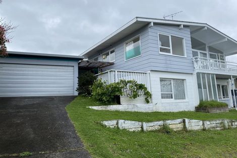 Photo of property in 6 Eban Avenue, Hillcrest, Auckland, 0627