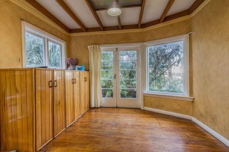 Photo of property in 11 Clifford Street, Dalmore, Dunedin, 9010