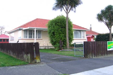 Photo of property in 25 Andrew Avenue, Roslyn, Palmerston North, 4414