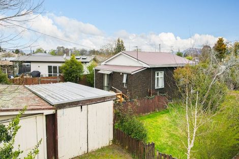 Photo of property in 40 Kawaha Point Road, Fairy Spring, Rotorua, 3015
