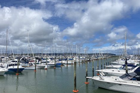 Photo of property in 1/15 Clearwater Cove, West Harbour, Auckland, 0618