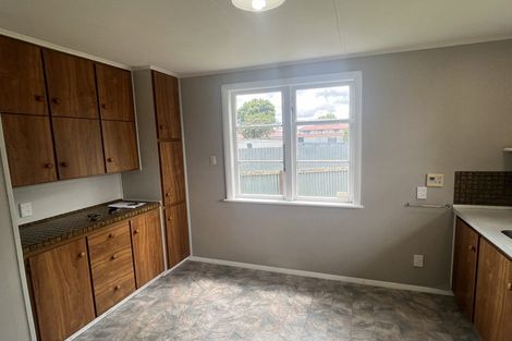 Photo of property in 6 Radnor Place, Highbury, Palmerston North, 4412